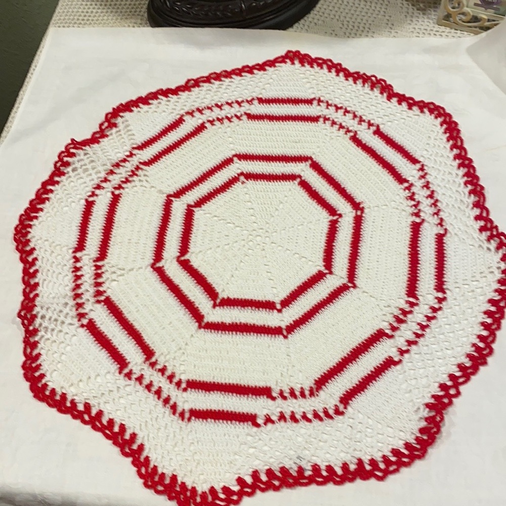 Crochet Doilies -Set of 2 - Picture 1 of 5